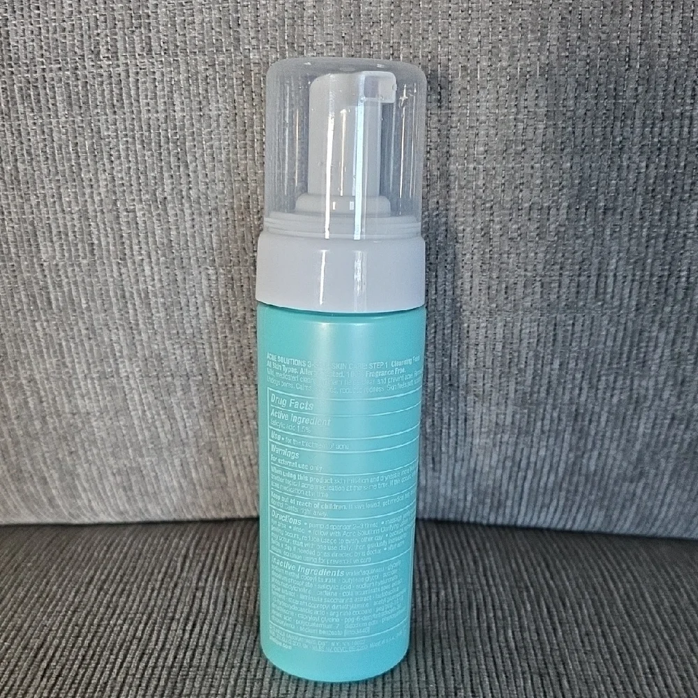 Clinique Acne Solutions‎ Cleansing Foam, 4.2oz., Neq